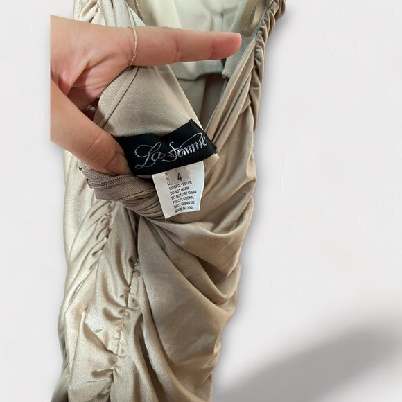 La Femme Shiny Jersey Trumpet Gown Size 4 #6155867 - Picture 6 of 9